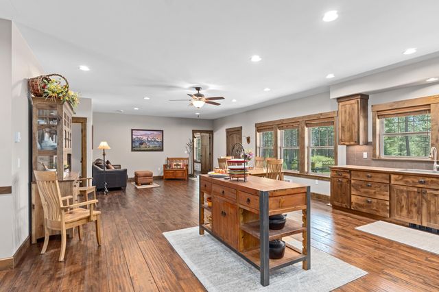 5034 Bittrich Antler Rd, Deer Park, WA 99006