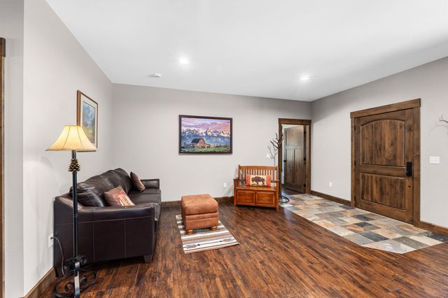 5034 Bittrich Antler Rd, Deer Park, WA 99006