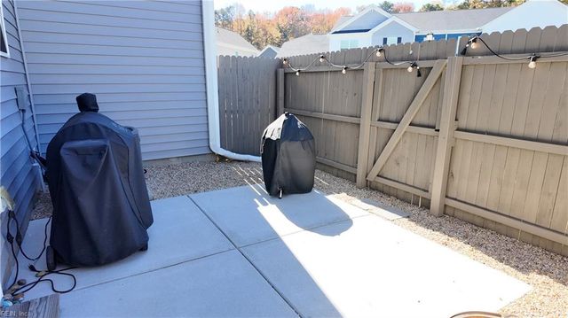 2420 Trafton PL, Chesapeake, VA 23320