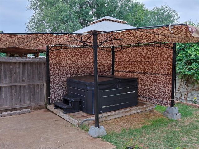 753 W Shepherd Drive, Mustang, OK 73064