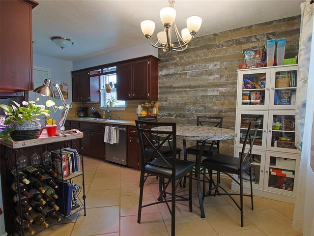 753 W Shepherd Drive, Mustang, OK 73064