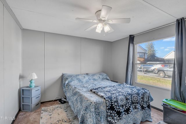 607 Northeast Spring Avenue, Wise, VA 24293