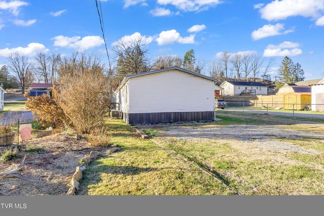 607 Northeast Spring Avenue, Wise, VA 24293