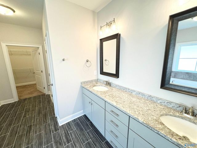 17134 Obsidian Circle, Athens, AL 35613