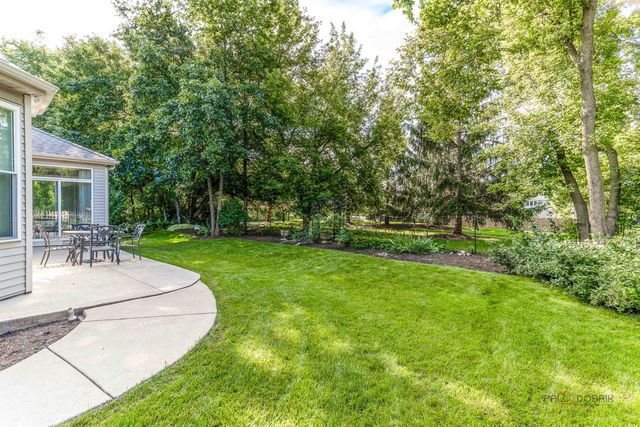 306 Greenview Lane, Lake Villa, IL 60046