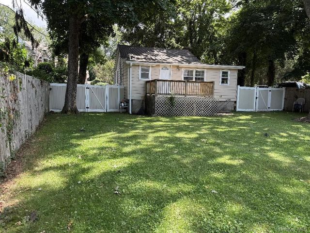 18 Kew, Sound Beach, NY 11789