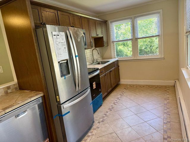18 Kew, Sound Beach, NY 11789