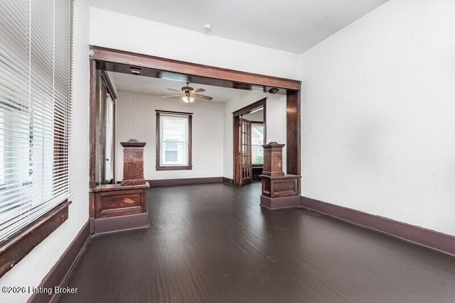 122 S 42nd St, Louisville, KY 40212