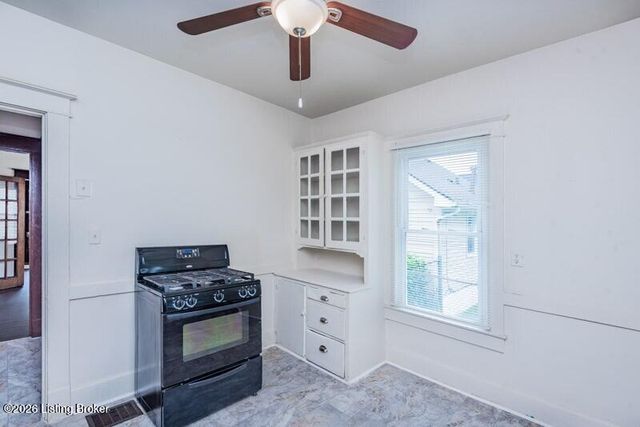 122 S 42nd St, Louisville, KY 40212