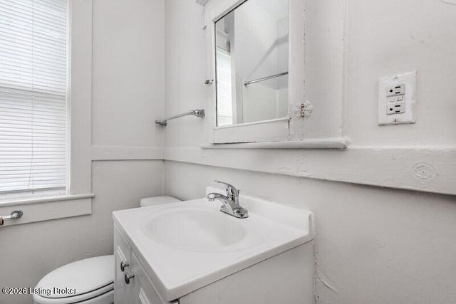 122 S 42nd St, Louisville, KY 40212