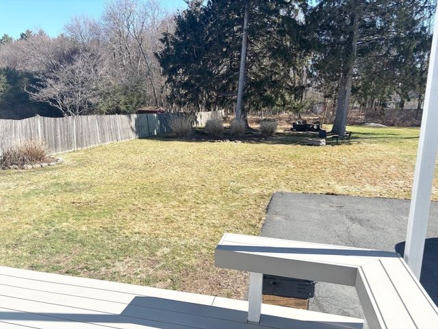 9 Ray Ave, Bellingham, MA 02019