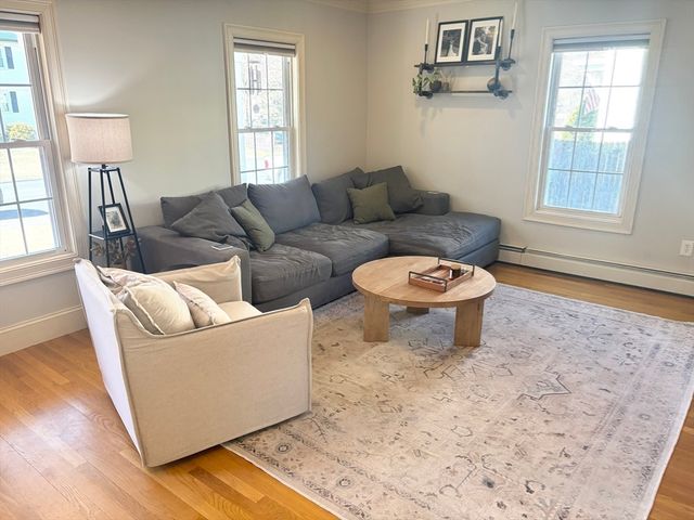 9 Ray Ave, Bellingham, MA 02019