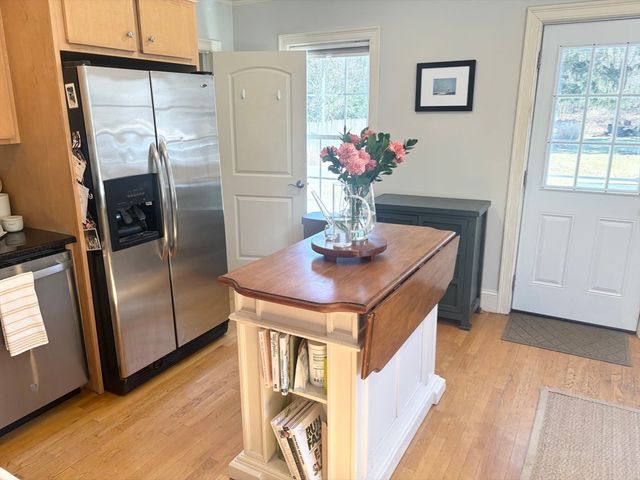 9 Ray Ave, Bellingham, MA 02019