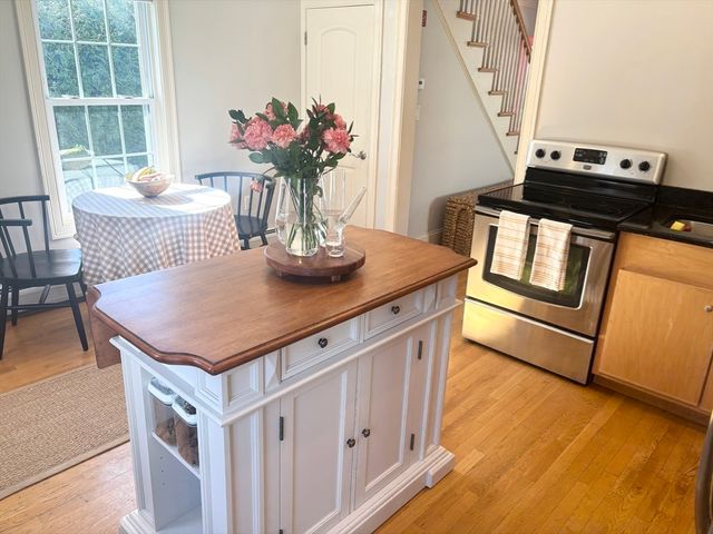 9 Ray Ave, Bellingham, MA 02019