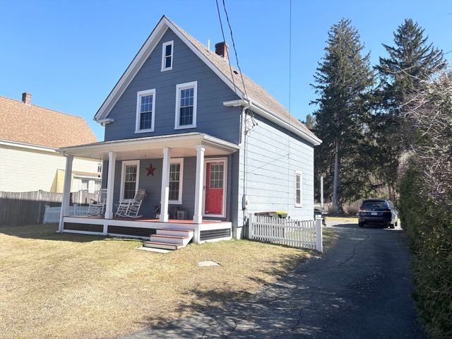 9 Ray Ave, Bellingham, MA 02019