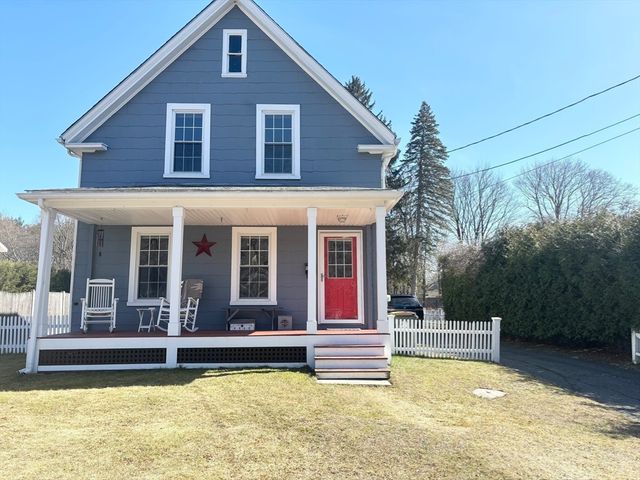 9 Ray Ave, Bellingham, MA 02019