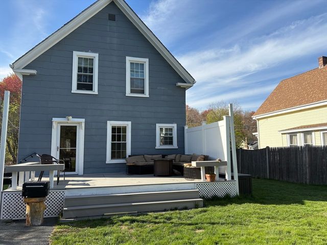 9 Ray Ave, Bellingham, MA 02019