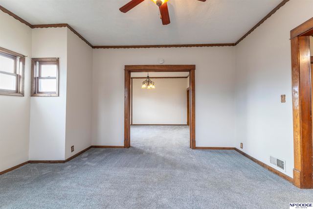 3224 S 32nd Avenue, Omaha, NE 68105