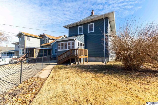 3224 S 32nd Avenue, Omaha, NE 68105