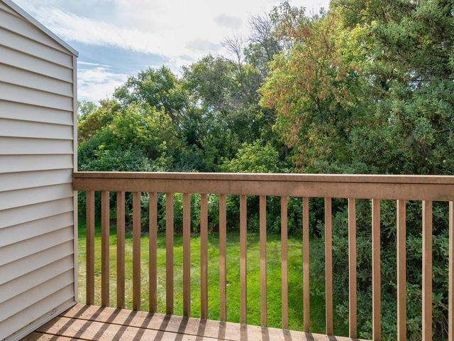 7555 Wedgewood Way N, Maple Grove, MN 55311