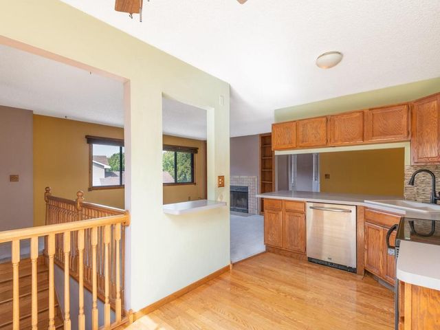 7555 Wedgewood Way N, Maple Grove, MN 55311