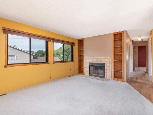 7555 Wedgewood Way N, Maple Grove, MN 55311