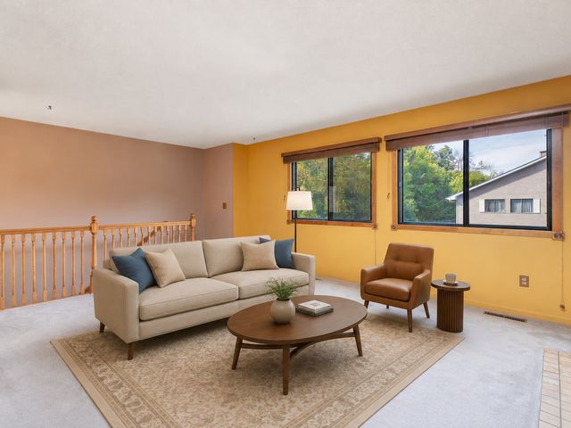 7555 Wedgewood Way N, Maple Grove, MN 55311