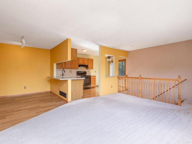 7555 Wedgewood Way N, Maple Grove, MN 55311