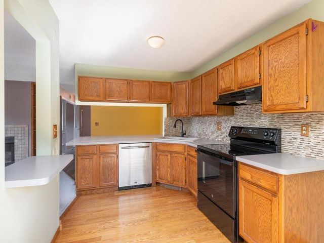 7555 Wedgewood Way N, Maple Grove, MN 55311
