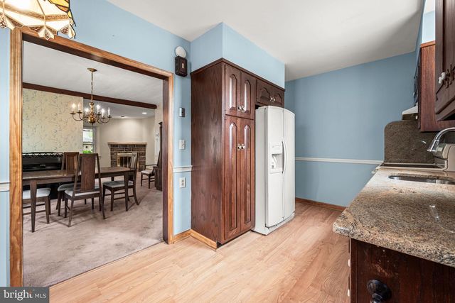 256 BALLYMORE RD, Springfield, PA 19064
