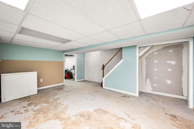 256 BALLYMORE RD, Springfield, PA 19064