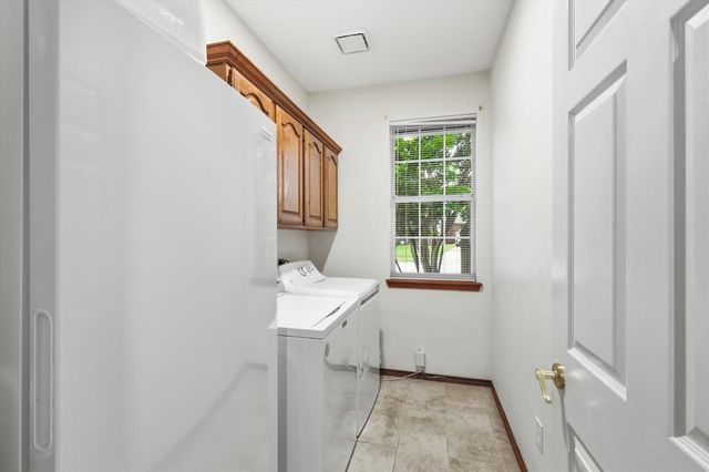 1424 Oakwood Court, Flower Mound, TX 75028
