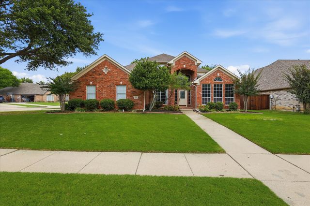 1424 Oakwood Court, Flower Mound, TX 75028