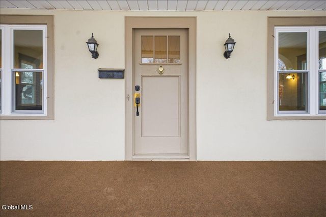 21 Crandall Street, Glens Falls, NY 12801