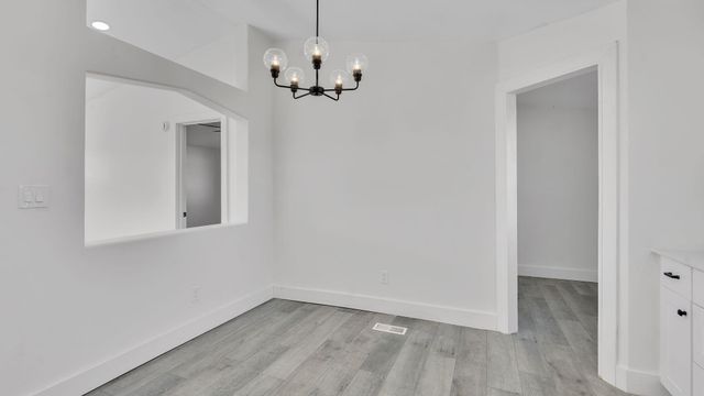 679 Meadow Lake Road, Los Lunas, NM 87031