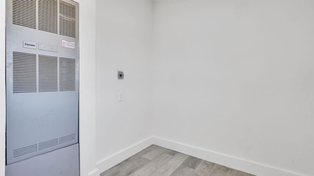 679 Meadow Lake Road, Los Lunas, NM 87031