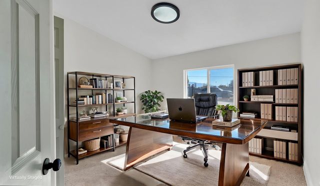 679 Meadow Lake Road, Los Lunas, NM 87031