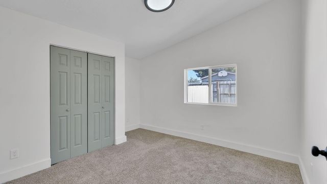 679 Meadow Lake Road, Los Lunas, NM 87031