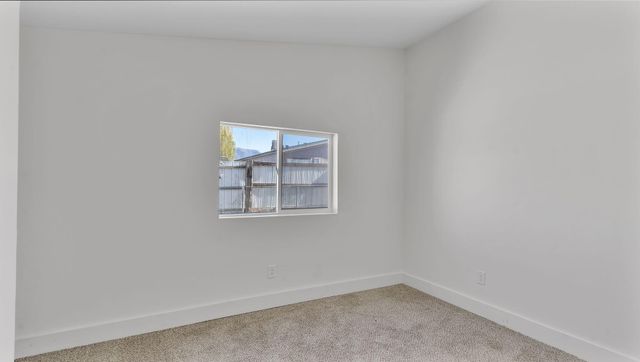 679 Meadow Lake Road, Los Lunas, NM 87031