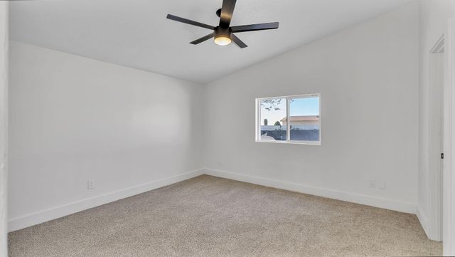 679 Meadow Lake Road, Los Lunas, NM 87031