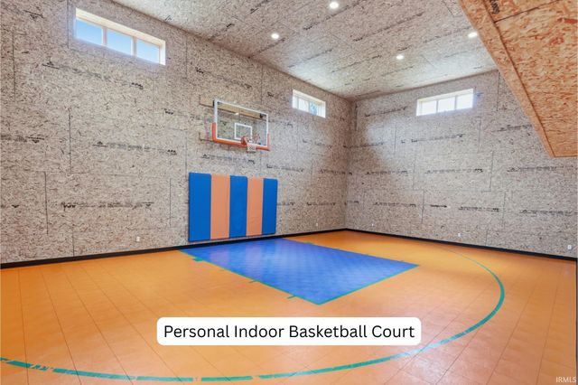 3018 Caradoza Cove, Fort Wayne, IN 46825