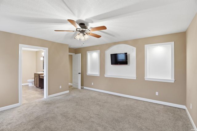 3018 Caradoza Cove, Fort Wayne, IN 46825