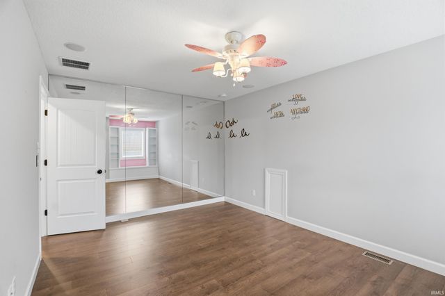 3018 Caradoza Cove, Fort Wayne, IN 46825