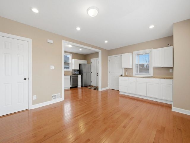 1627 S 14th Avenue, Maywood, IL 60153