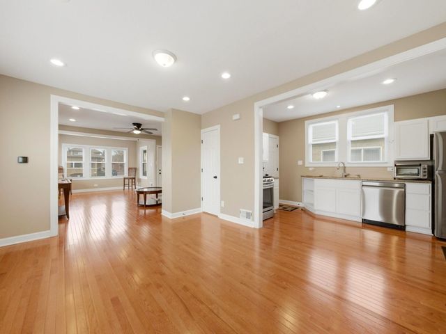 1627 S 14th Avenue, Maywood, IL 60153