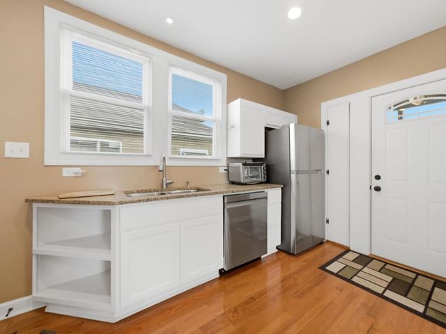 1627 S 14th Avenue, Maywood, IL 60153