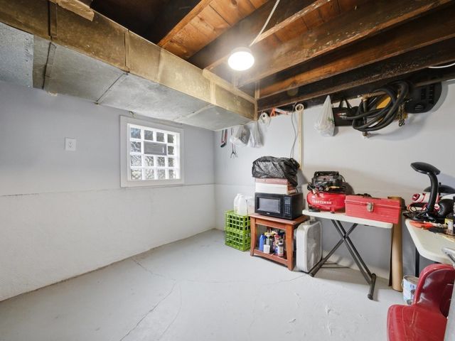 1627 S 14th Avenue, Maywood, IL 60153