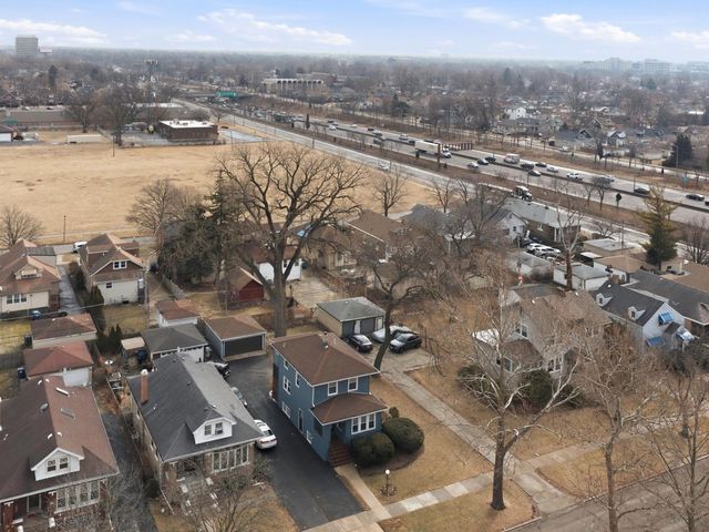 1627 S 14th Avenue, Maywood, IL 60153