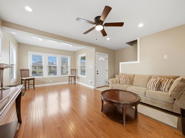 1627 S 14th Avenue, Maywood, IL 60153