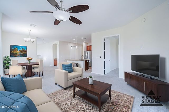 250 W QUEEN CREEK Road 249, Chandler, AZ 85248